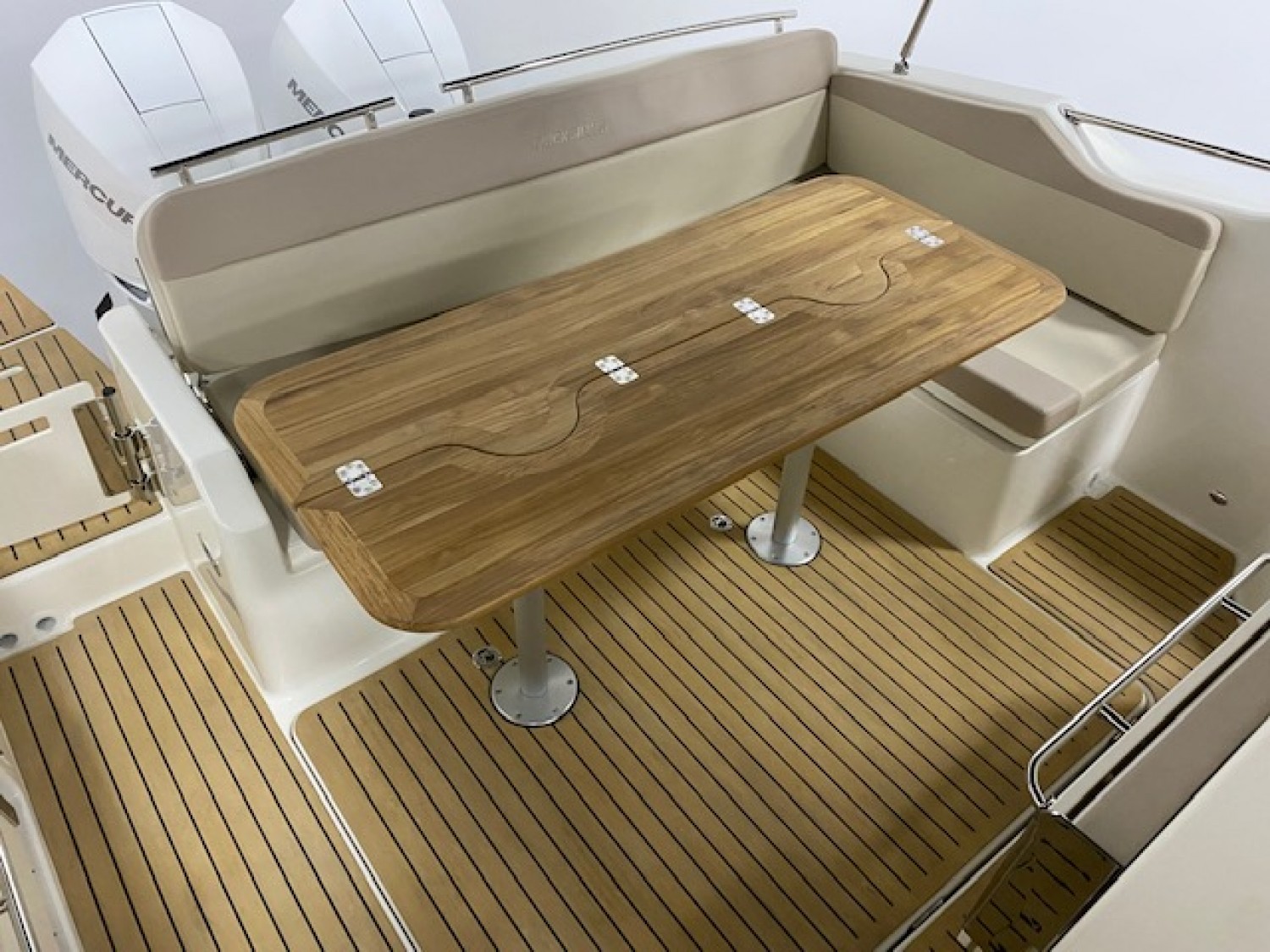 slider 13 Quicksilver Activ 875 Sundeck